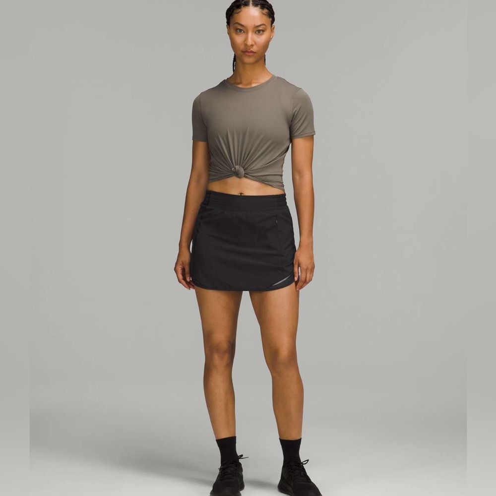 Lululemon Hotty Hot High-Rise Skirt Size 6